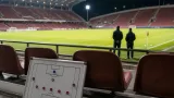 Gabriel Suazo, titular en Sevilla, afronta urgencia defensiva tras 10 goles encajados en tres partidos