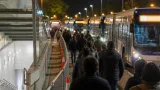 Red Movilidad refuerza recorridos y Metro extiende horario por Festival Bamba en Parque O’Higgins